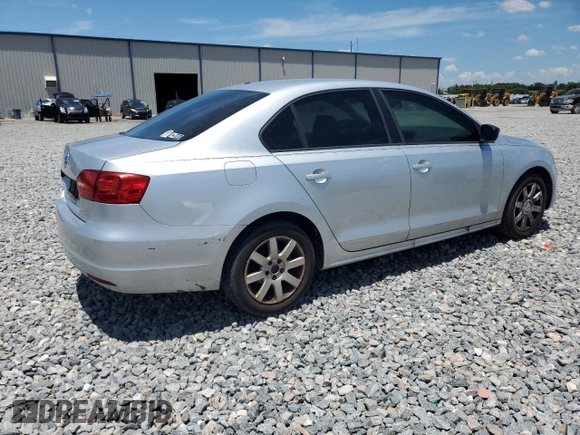 2014 Volkswagen Jetta S with VIN 3VW2K7AJ8EM221348, listed as a Copart auction lot 61557045 with 169,867 mi miles and Clean title. Bid and sale history available at DreamBid. Image 3.