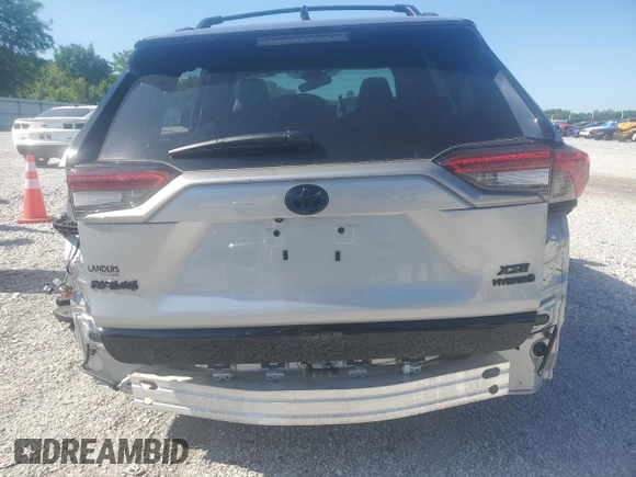 2024 Toyota RAV4 Hybrid XSE z VIN 2T3E6RFVXRW078872, wystawiony jako Copart lot #57592315 z przebiegiem 20 502 mil mil oraz Szkoda całkowita • Salvage title. Historia ofert i sprzedaży dostępna na DreamBid. Obrazek 6.