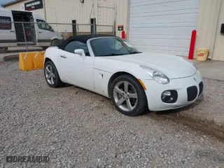 2008 Pontiac Solstice GXP with VIN 1G2MG35XX8Y106316, listed as a IAAI auction lot 41953618 with 45,021 mi miles. Bid and sale history available at carsss.com. Image 1.