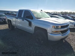2018 Chevrolet Silverado 1500 Custom with VIN 1GCRCPEH6JZ238258, listed as a Copart auction lot 80294904 with 59,627 mi miles and Non Repairable. Bid and sale history available at carsss.com. Image 4.