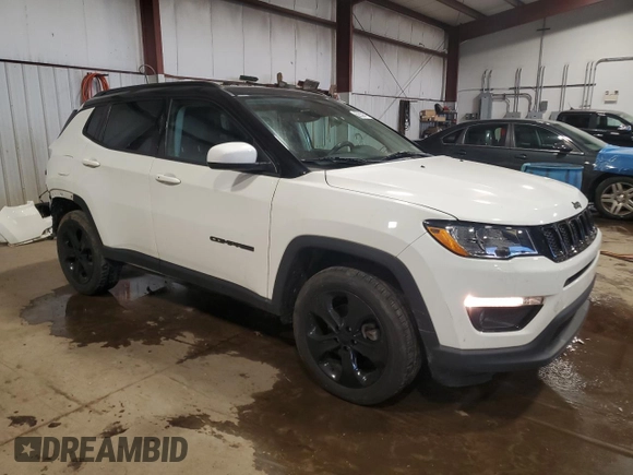 2018 Jeep Compass Latitude с VIN 3C4NJDBB1JT394699, выставлен на аукционе Copart как лот 62566415 с пробегом 70 932 миль миль и Списание • Salvage title. История ставок и продаж доступна на DreamBid. Изображение 4.
