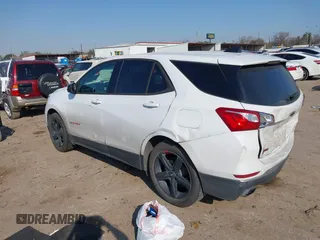 2020 Chevrolet Equinox LT with VIN 2GNAXLEX1L6103082, listed as a IAAI auction lot 41698089 with 91,582 mi miles. Bid and sale history available at carsss.com. Image 3.