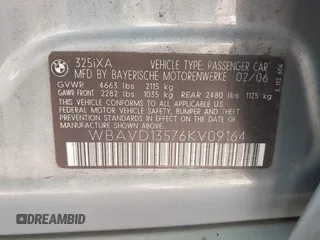 2006 BMW 3 Series 325xi with VIN WBAVD13576KV09164, listed as a IAAI auction lot 40558363 with 148,819 mi miles. Bid and sale history available at carsss.com. Image 9.