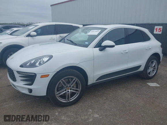 2017 Porsche Macan S with VIN WP1AB2A53HLB17889, listed as a IAAI auction lot 41871069 with 63,105 mi miles and . Bid and sale history available at DreamBid. Image 17.