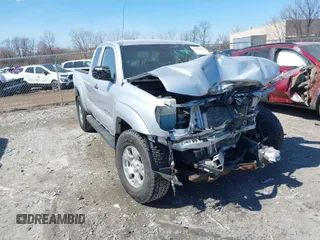 2012 Toyota Tacoma with VIN 5TFUU4ENXCX029003, listed as a IAAI auction lot 41898784 with 106,043 mi miles. Bid and sale history available at carsss.com. Image 1.