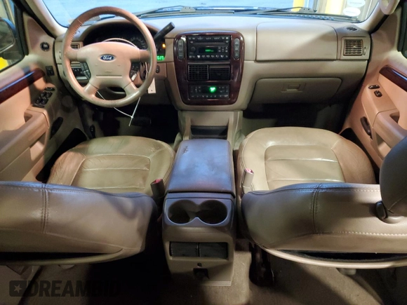 2005 Ford Explorer Limited z VIN 1FMDU75W85UB75412, wystawiony jako Copart lot #85510414 z przebiegiem 215 574 mil mil oraz Szkoda całkowita • Salvage title. Historia ofert i sprzedaży dostępna na DreamBid. Obrazek 8.
