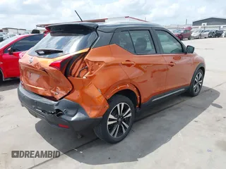 2020 Nissan Kicks SR with VIN 3N1CP5DV4LL492831, listed as a IAAI auction lot 42030507 with 43,203 mi miles. Bid and sale history available at carsss.com. Image 4.