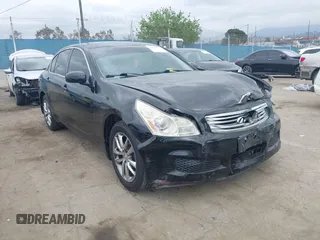 2008 Infiniti G35 x with VIN JNKBV61F28M257759, listed as a IAAI auction lot 42047777 with 148,447 mi miles. Bid and sale history available at carsss.com. Image 1.