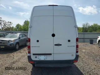 2014 Mercedes-Benz Sprinter with VIN WD3PE7DC3E5845300, listed as a Copart auction lot 54864625 with 315,431 mi miles and Clean Title. Bid and sale history available at DreamBid. Image 6.