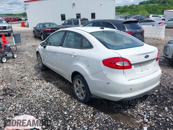 2013 Ford Fiesta S с VIN 3FADP4AJ6DM164759, выставлен на аукционе IAAI как лот 42160809 с пробегом 155 083 миль миль и . История ставок и продаж доступна на DreamBid. Изображение 3.