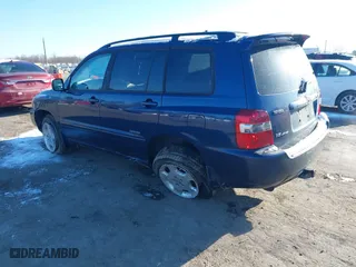 2006 Toyota Highlander w/3rd Row with VIN JTEEP21A060180251, listed as a IAAI auction lot 41589538 with 204,125 mi miles. Bid and sale history available at carsss.com. Image 3.
