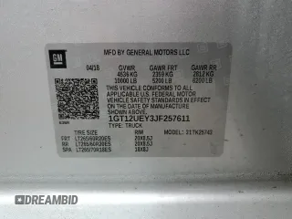 2018 GMC Sierra 2500HD Denali z VIN 1GT12UEY3JF257611, wystawiony jako Copart lot #56377575 z przebiegiem 94 325 mil mil oraz Szkoda całkowita • Salvage title. Historia ofert i sprzedaży dostępna na DreamBid. Obrazek 12.