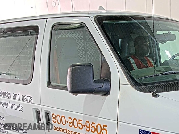 2014 Ford Econoline Cargo Commercial z VIN 1FTNE1EW7EDA44488, wystawiony jako IAAI lot #42556185 z przebiegiem 253 951 mil mil oraz . Historia ofert i sprzedaży dostępna na DreamBid. Obrazek 6.
