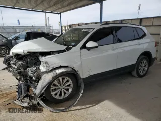 2020 Volkswagen Tiguan S z VIN 3VV1B7AX3LM044144, wystawiony jako Copart lot #51442865 z przebiegiem 44 017 mil mil oraz Szkoda całkowita • Salvage title. Historia ofert i sprzedaży dostępna na DreamBid. Obrazek 1.