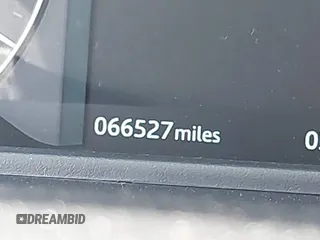 2020 Land Rover Range Rover Velar S z VIN SALYB2EXXLA255258, wystawiony jako IAAI lot #41823002 z przebiegiem 66 527 mil mil oraz . Historia ofert i sprzedaży dostępna na DreamBid. Obrazek 16.