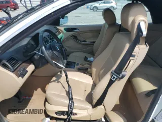 2005 BMW 3 Series 325Ci z VIN WBABW334X5PL38945, wystawiony jako Copart lot #57149565 z przebiegiem 184 975 mil mil oraz Szkoda całkowita • Salvage title. Historia ofert i sprzedaży dostępna na DreamBid. Obrazek 7.