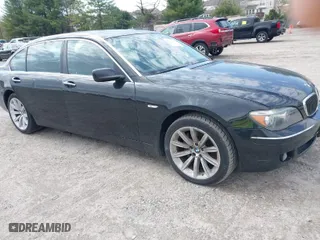 2008 BMW 7 Series 750Li with VIN WBAHN83518DT82406, listed as a IAAI auction lot 42037591 with 144,624 mi miles. Bid and sale history available at carsss.com. Image 1.