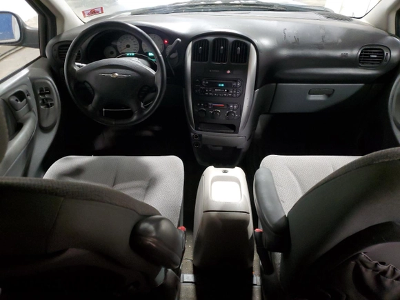 2006 Chrysler Town & Country Touring z VIN 2A4GP54L56R906567, wystawiony jako Copart lot #52990235 z przebiegiem 227 218 mil mil oraz Szkoda całkowita • Salvage title. Historia ofert i sprzedaży dostępna na DreamBid. Obrazek 8.