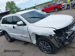 2018 Jeep Grand Cherokee Limited with VIN 1C4RJEBG0JC269112, listed as a IAAI auction lot 42107594 with Not provided miles and . Bid and sale history available at DreamBid. Image 12.