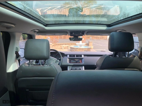 2017 Land Rover Range Rover Sport SE with VIN SALWG2FV8HA135097, listed as a Copart auction lot 51509235 with 73,629 mi miles and Clean Title. Bid and sale history available at carsss.com. Image 14.
