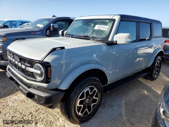 2024 Ford Bronco Outer Banks with VIN 1FMEE8BP2RLA07426, listed as a Copart auction lot 76207914 with 3,042 mi miles and Salvage Title. Bid and sale history available at carsss.com. Image 1.