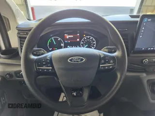 2025 Ford Transit с VIN 1FTBW1YM6SKA12973, выставлен на аукционе IAAI как лот 42756120 с пробегом 30 миль миль и . История ставок и продаж доступна на DreamBid. Изображение 1.