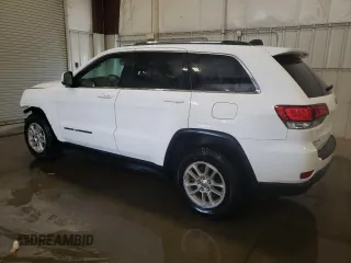 2020 Jeep Grand Cherokee Laredo E with VIN 1C4RJFAG2LC268005, listed as a Copart auction lot 52321235 with 63,285 mi miles and Salvage Title. Bid and sale history available at carsss.com. Image 2.
