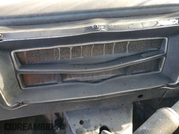 1972 Ford Econoline Cargo with VIN E36AHP01778, listed as a Copart auction lot 46024925 with Not Provided miles and Salvage Title. Bid and sale history available at DreamBid. Image 9.