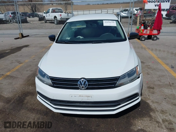 2015 Volkswagen Jetta Sedan 2.0L S with VIN 3VW2K7AJ3FM299795, listed as a IAAI auction lot 41898540 with 133,444 mi miles. Bid and sale history available at carsss.com. Image 13.