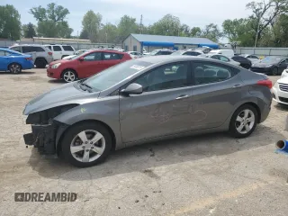 2013 Hyundai Elantra GLS z VIN 5NPDH4AE2DH398641, wystawiony jako Copart lot #54385315 z przebiegiem 108 776 mil mil oraz Szkoda całkowita • Salvage title. Historia ofert i sprzedaży dostępna na DreamBid. Obrazek 1.