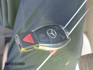 2012 Mercedes-Benz C 300 Sport с VIN WDDGF8BB8CA691471, выставлен на аукционе IAAI как лот 42621659 с пробегом 96 945 миль миль и . История ставок и продаж доступна на DreamBid. Изображение 11.