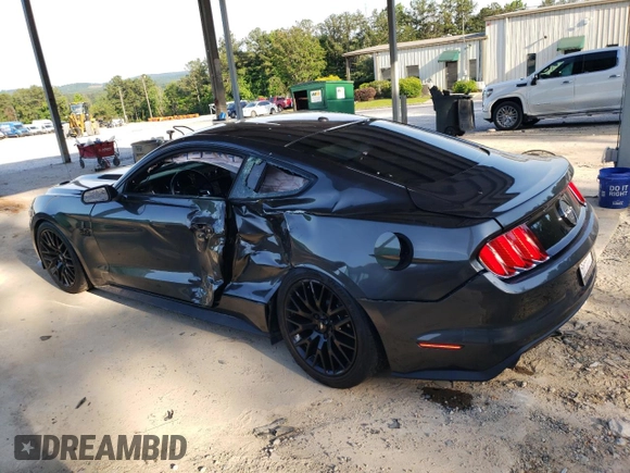 2015 Ford Mustang GT z VIN 1FA6P8CF7F5405147, wystawiony jako Copart lot #82242334 z przebiegiem 80 592 mil mil oraz Szkody całkowita. Historia ofert i sprzedaży dostępna na DreamBid. Obrazek 2.