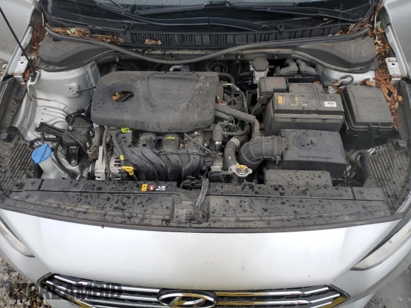 2019 Hyundai Accent SE with VIN 3KPC24A31KE056692, listed as a Copart auction lot 70831004 with 40,576 mi miles and Clean Title. Bid and sale history available at carsss.com. Image 11.