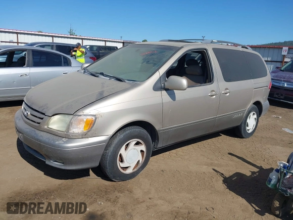 2002 Toyota Sienna LE with VIN 4T3ZF13C72U419558, listed as a IAAI auction lot 42531912 with 246,872 mi miles and . Bid and sale history available at DreamBid. Image 2.