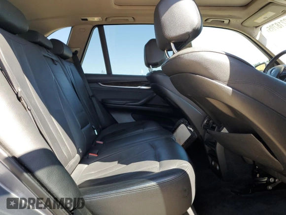 2014 BMW X5 sDrive35i with VIN 5UXKR2C56E0H33647, listed as a Copart auction lot 52218705 with 192,848 mi miles and Clean Title. Bid and sale history available at carsss.com. Image 10.