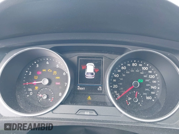 2018 Volkswagen Tiguan SEL with VIN 3VV3B7AX9JM178291, listed as a IAAI auction lot 42033485 with 65,641 mi miles and . Bid and sale history available at DreamBid. Image 7.