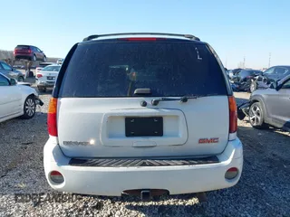 2005 GMC Envoy SLE with VIN 1GKDT13S052378542, listed as a IAAI auction lot 41897213 with 178,355 mi miles. Bid and sale history available at carsss.com. Image 16.
