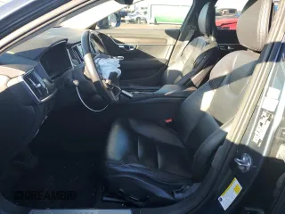 2018 Volvo V90 z VIN YV4A22NL3J1029983, wystawiony jako Copart lot #77887693 z przebiegiem 49 257 mil mil oraz . Historia ofert i sprzedaży dostępna na DreamBid. Obrazek 7.