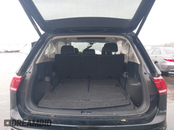 2021 Volkswagen Tiguan SE with VIN 3VV3B7AX3MM058751, listed as a IAAI auction lot 41527365 with 19,646 mi miles and . Bid and sale history available at DreamBid. Image 16.