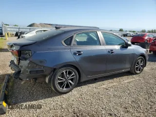 2022 Kia Forte LXS with VIN 3KPF24AD4NE495833, listed as a Copart auction lot 53064765 with 45,442 mi miles and Salvage Title. Bid and sale history available at carsss.com. Image 3.