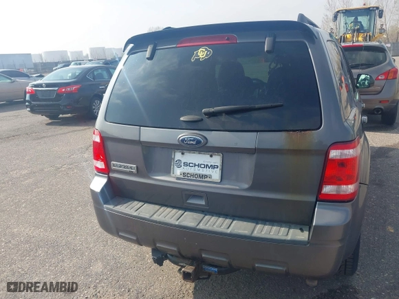 2011 Ford Escape XLT with VIN 1FMCU9D78BKC39019, listed as a IAAI auction lot 41903813 with 226,401 mi miles. Bid and sale history available at carsss.com. Image 16.