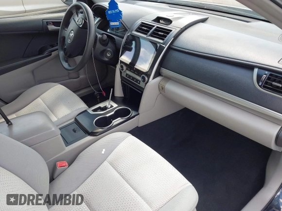 2012 Toyota Camry L z VIN 4T4BF1FK8CR207904, wystawiony jako IAAI lot #41909263 z przebiegiem 201 747 mil mil oraz . Historia ofert i sprzedaży dostępna na DreamBid. Obrazek 5.