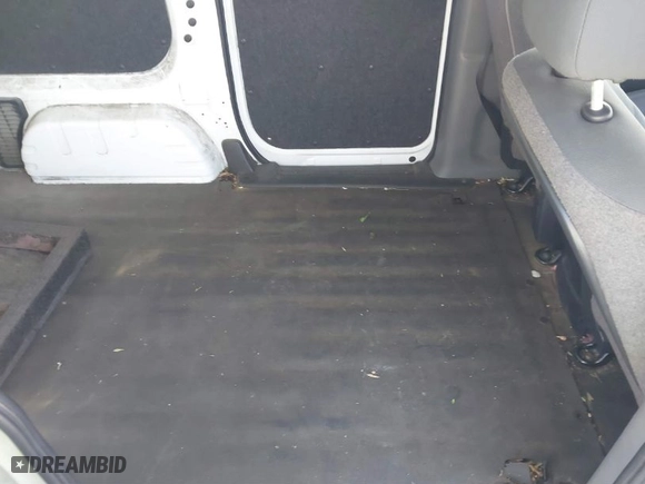 2015 Chevrolet City Express Cargo Van LS with VIN 3N63M0YN7FK725403, listed as a IAAI auction lot 41613261 with 230,935 mi miles. Bid and sale history available at carsss.com. Image 8.