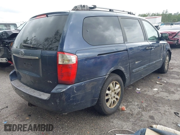 2006 Kia Sedona LX with VIN KNDMB233266102922, listed as a IAAI auction lot 41992959 with 283,531 mi miles. Bid and sale history available at carsss.com. Image 4.