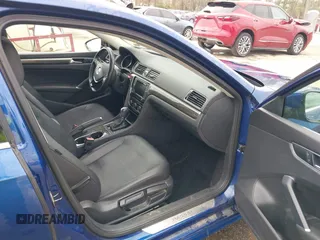 2017 Volkswagen Passat 1.8T SE w/Technology with VIN 1VWGT7A32HC003089, listed as a IAAI auction lot 41933870 with 118,863 mi miles. Bid and sale history available at carsss.com. Image 5.