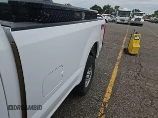 2019 Ford F-250 XL with VIN 1FT7X2B66KEG79267, listed as a IAAI auction lot 42587548 with Not provided miles and . Bid and sale history available at DreamBid. Image 21.