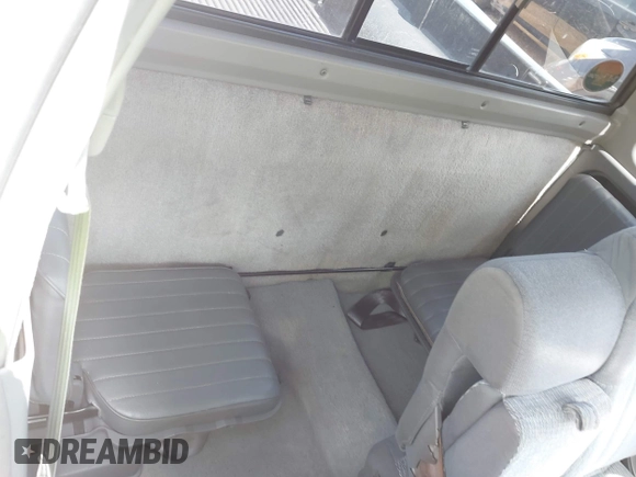 2000 Nissan Frontier XE с VIN 1N6DD26S5YC356106, выставлен на аукционе IAAI как лот 42306308 с пробегом 164 533 миль миль и . История ставок и продаж доступна на DreamBid. Изображение 8.