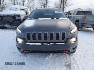 2017 Jeep Cherokee Trailhawk L Plus with VIN 1C4PJMBS2HD228037, listed as a Copart auction lot 41365075 with 84,479 mi miles and Salvage Title. Bid and sale history available at carsss.com. Image 5.