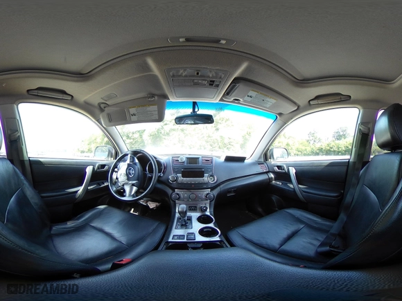2011 Toyota Highlander with VIN 5TDBK3EH3BS081157, listed as a IAAI auction lot 39747506 with 297,751 mi miles. Bid and sale history available at carsss.com. Image 19.
