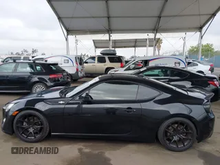 2016 Scion FR-S z VIN JF1ZNAA12G8708385, wystawiony jako IAAI lot #42191353 z przebiegiem 92 197 mil mil oraz . Historia ofert i sprzedaży dostępna na DreamBid. Obrazek 14.